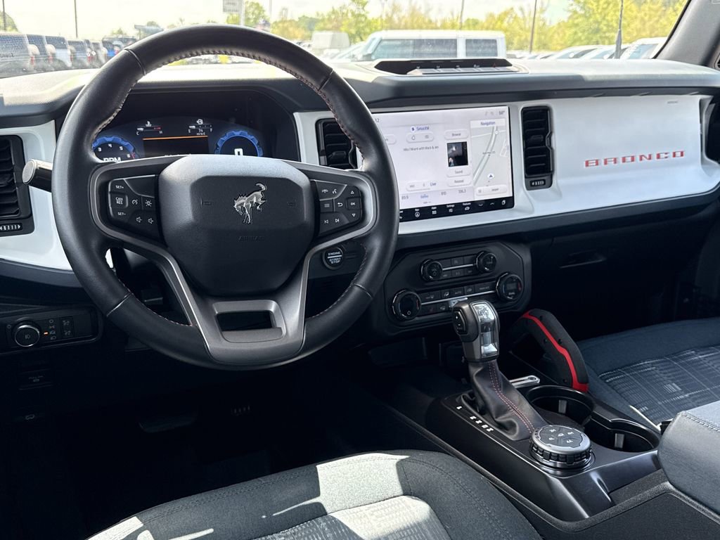 Used 2025 Ford Bronco Heritage Edition AWD/4WD image 24