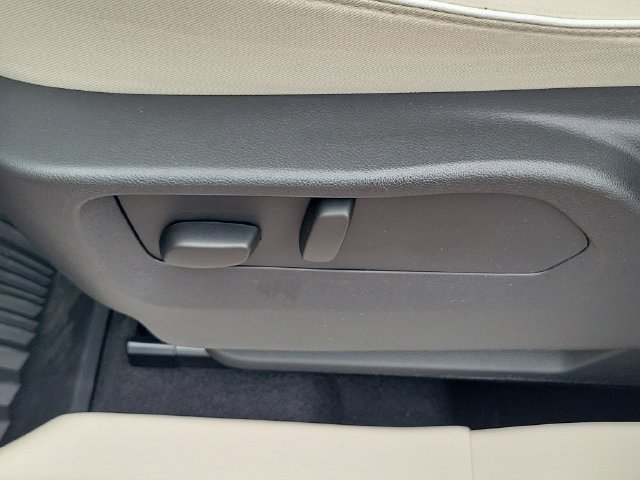 Used 2023 Buick Envision Avenir AWD/4WD image 7