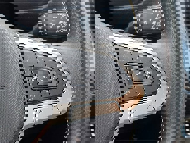 Used 2024 Volkswagen Tiguan S image 12