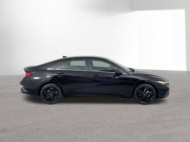 New 2026 Hyundai Elantra SEL Sport Premium FWD image 41