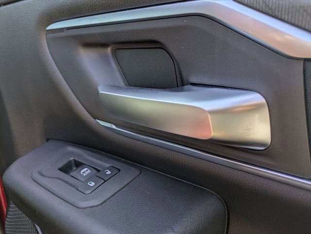 Used 2025 RAM 1500 Big Horn AWD/4WD image 30