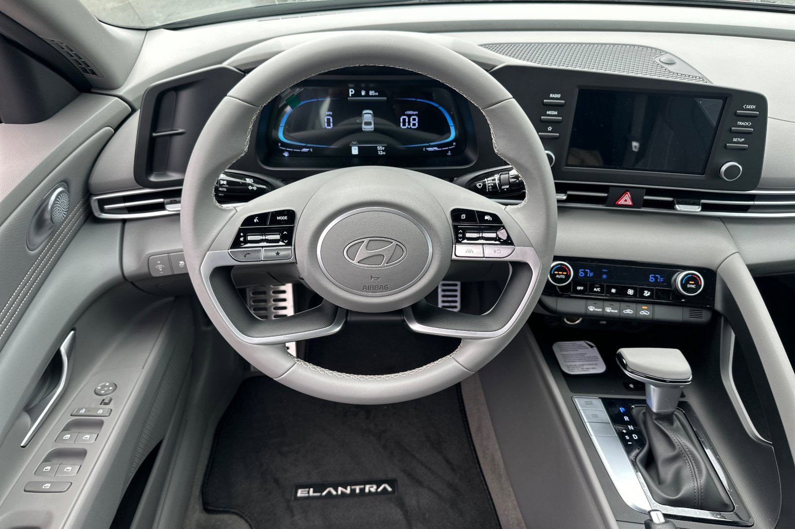 New 2026 Hyundai Elantra Sport FWD image 14