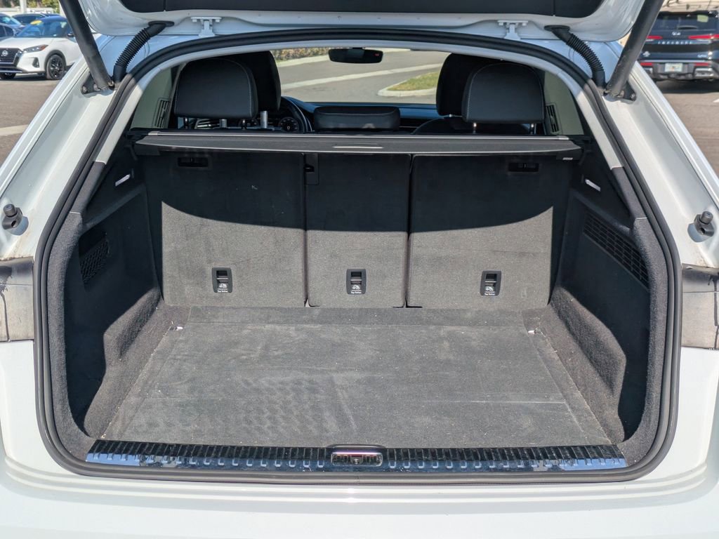 Used 2019 Audi Q8 Premium Plus w/ Premium Plus image 12