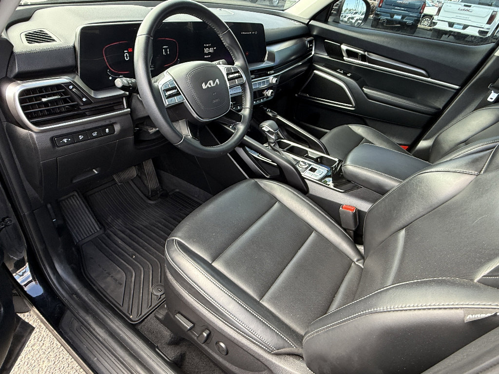 Used 2025 Kia Telluride S AWD/4WD image 10