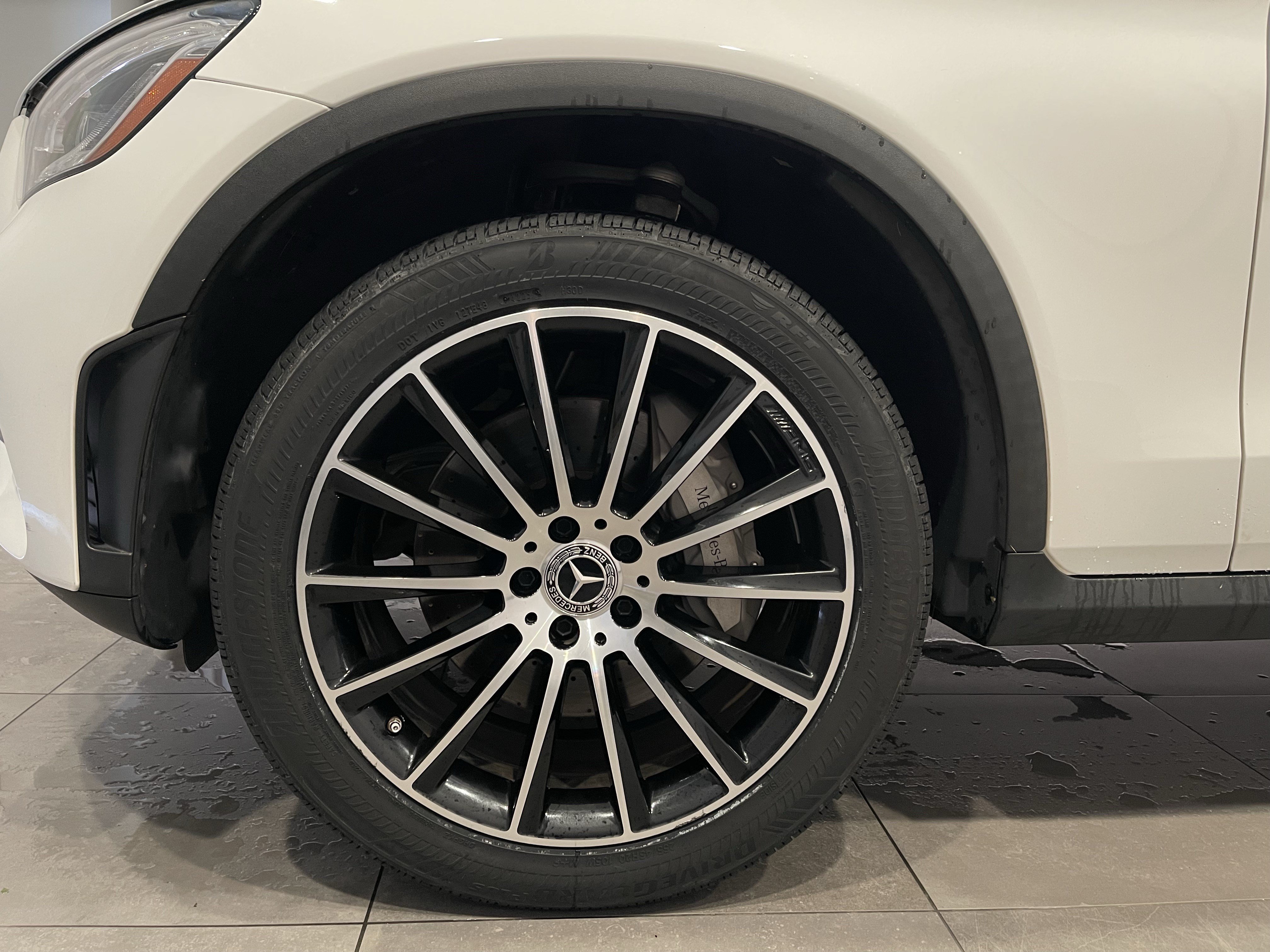 Used 2020 Mercedes-Benz GLC 300 4MATIC image 7