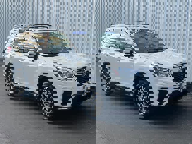 Used 2020 Subaru Forester Premium image 8