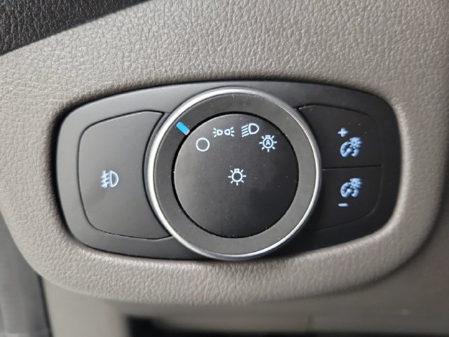 Used 2023 Ford Transit Connect XLT FWD image 16