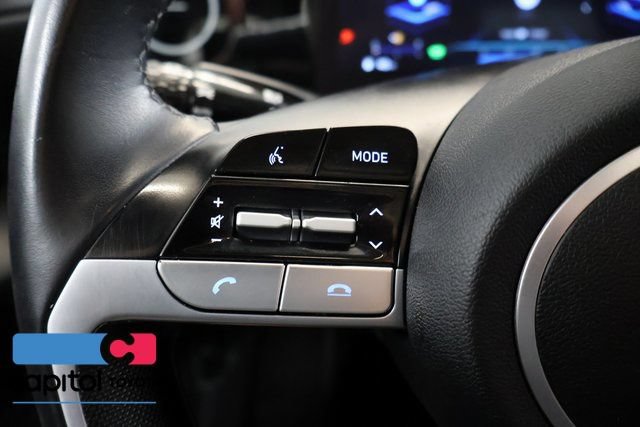 Used 2023 Hyundai Elantra Limited FWD image 17