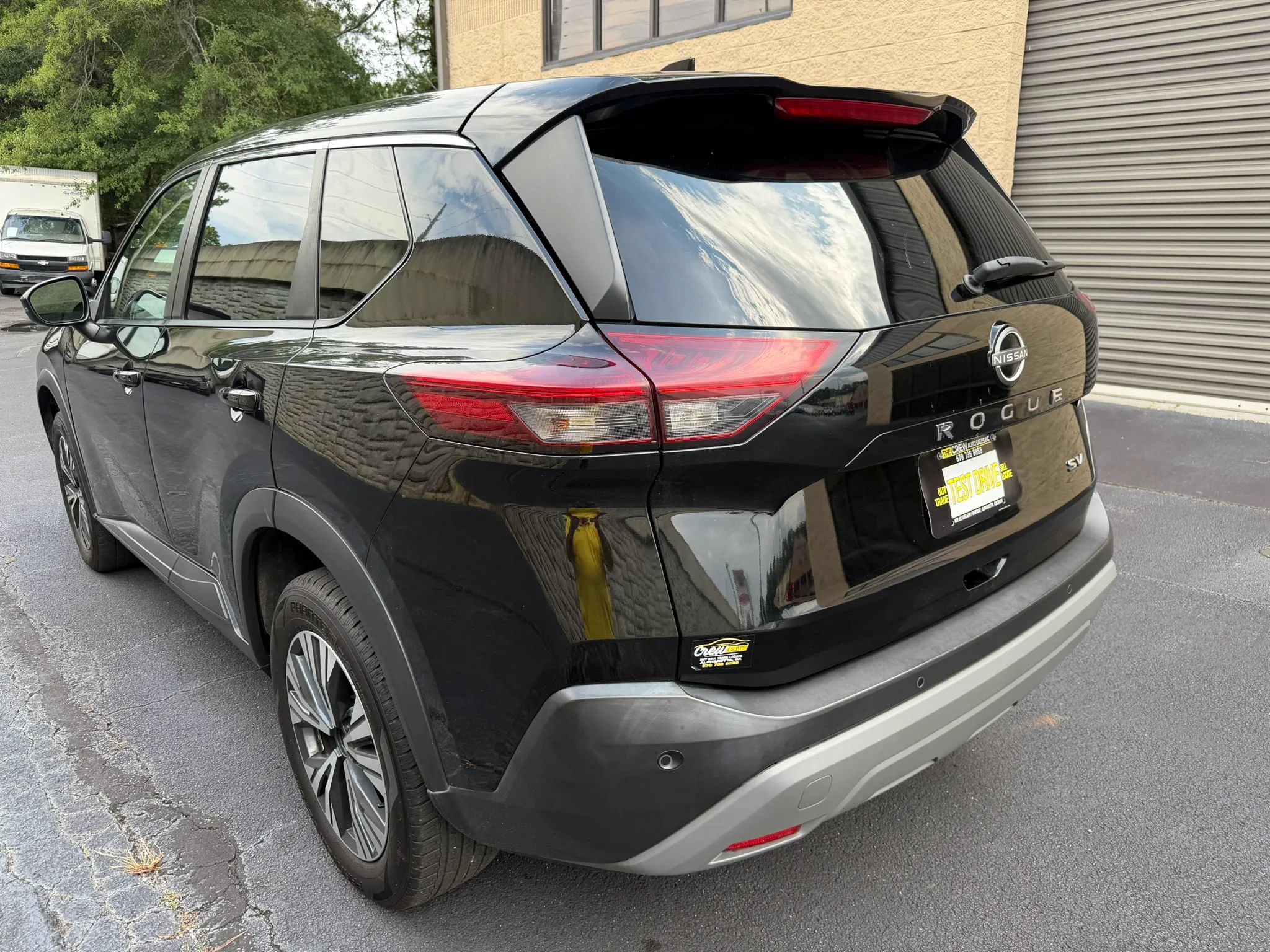 Used 2022 Nissan Rogue SV FWD image 10