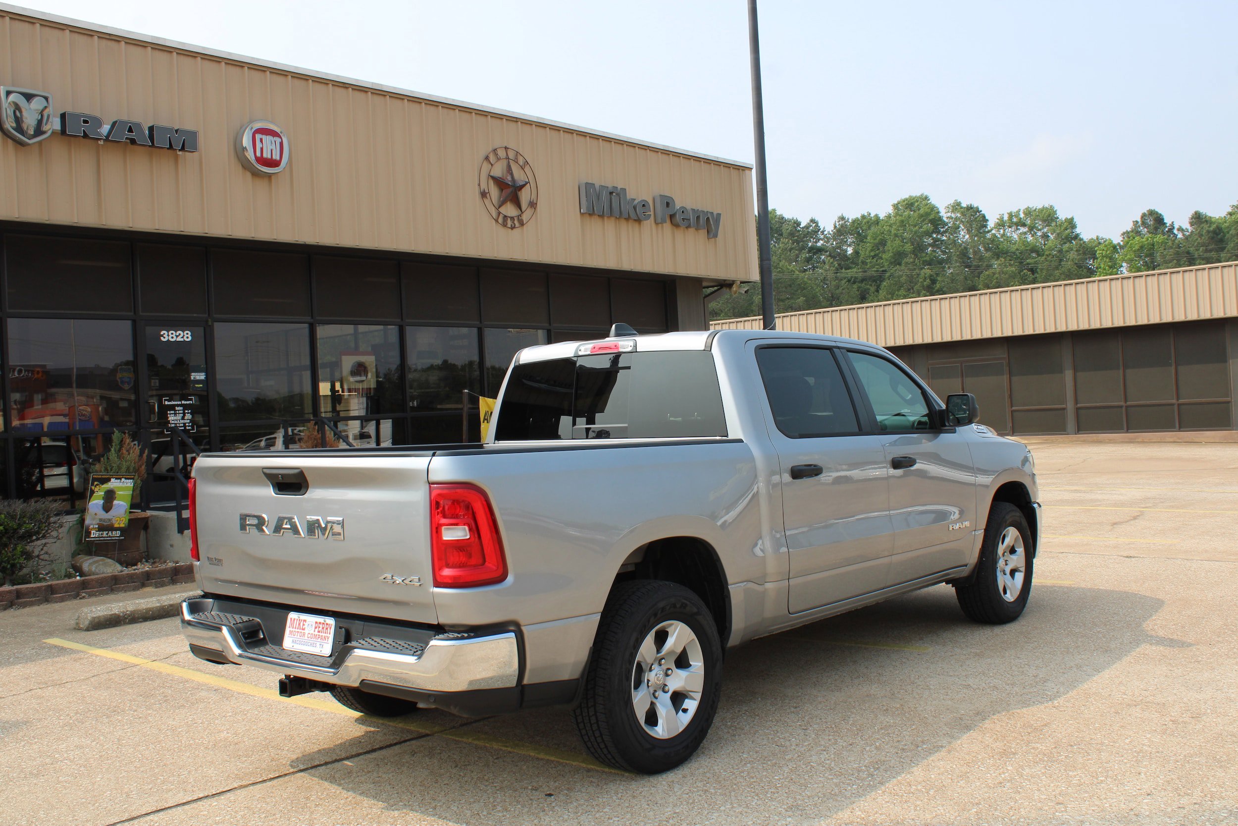 Certified 2025 RAM 1500 Tradesman AWD/4WD image 7