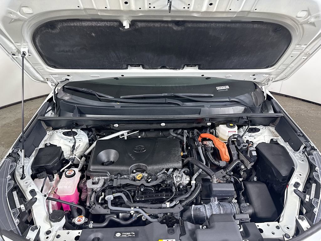 Used 2022 Toyota RAV4 SE image 28