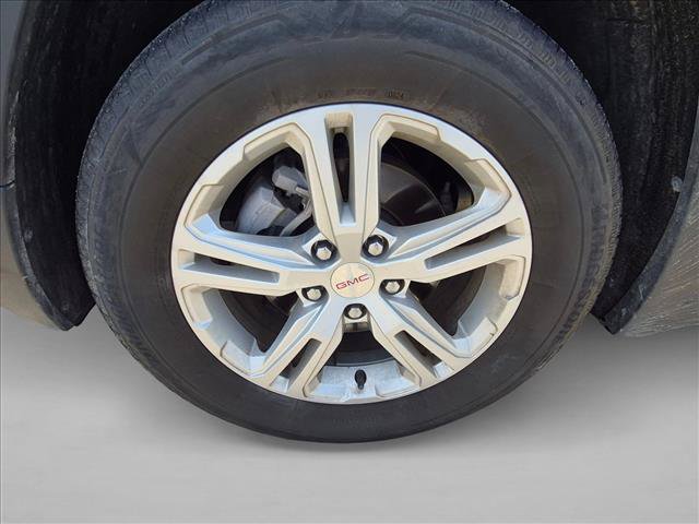 Used 2024 GMC Terrain SLE AWD/4WD image 15