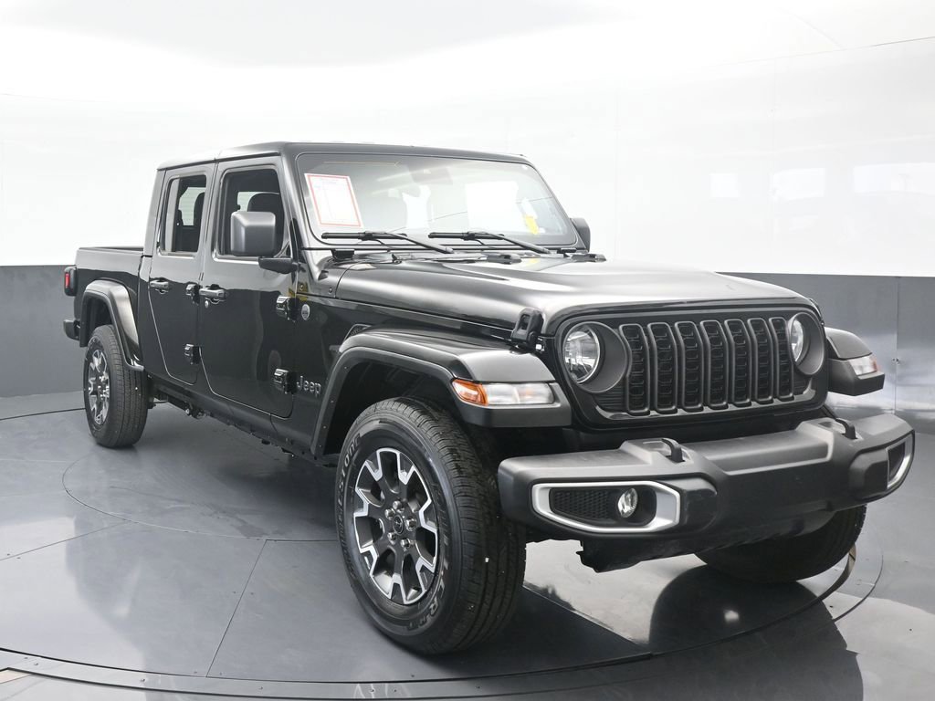 Used 2024 Jeep Gladiator Sport w/ Premium Package image 9