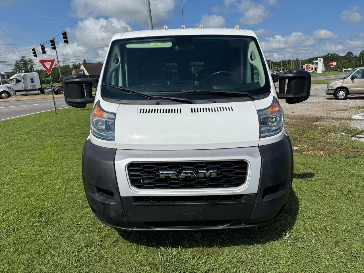 Used 2021 RAM ProMaster 2500 FWD image 6