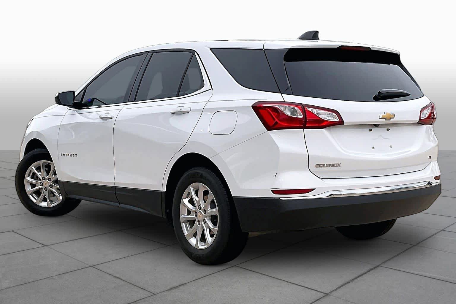 Used 2018 Chevrolet Equinox LT FWD image 13