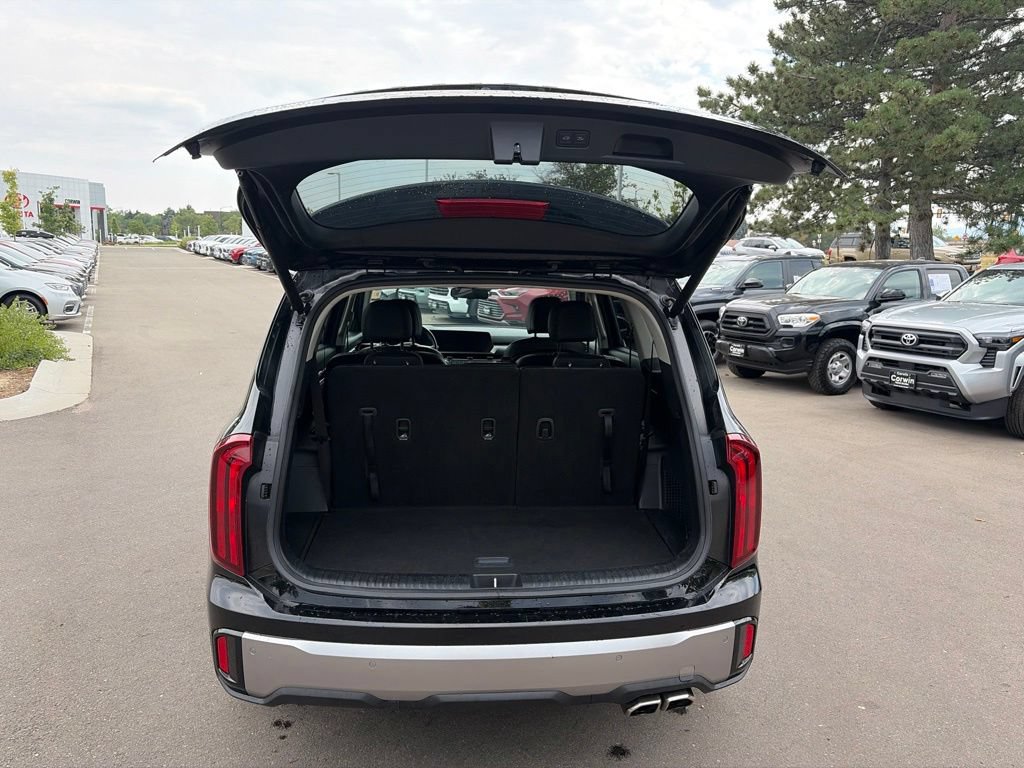 Used 2025 Kia Telluride S AWD/4WD image 17