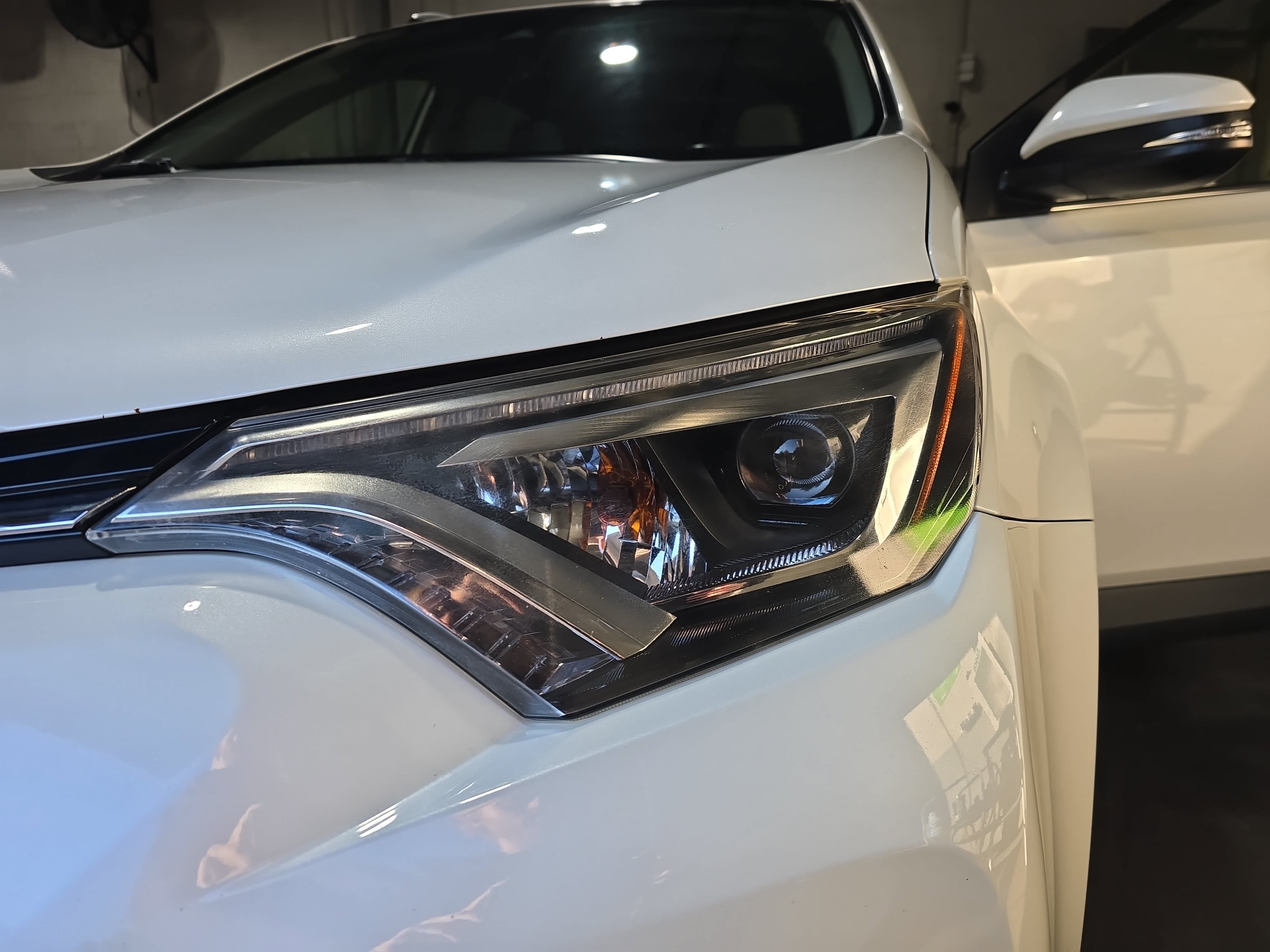 Used 2016 Toyota RAV4 Limited FWD image 30