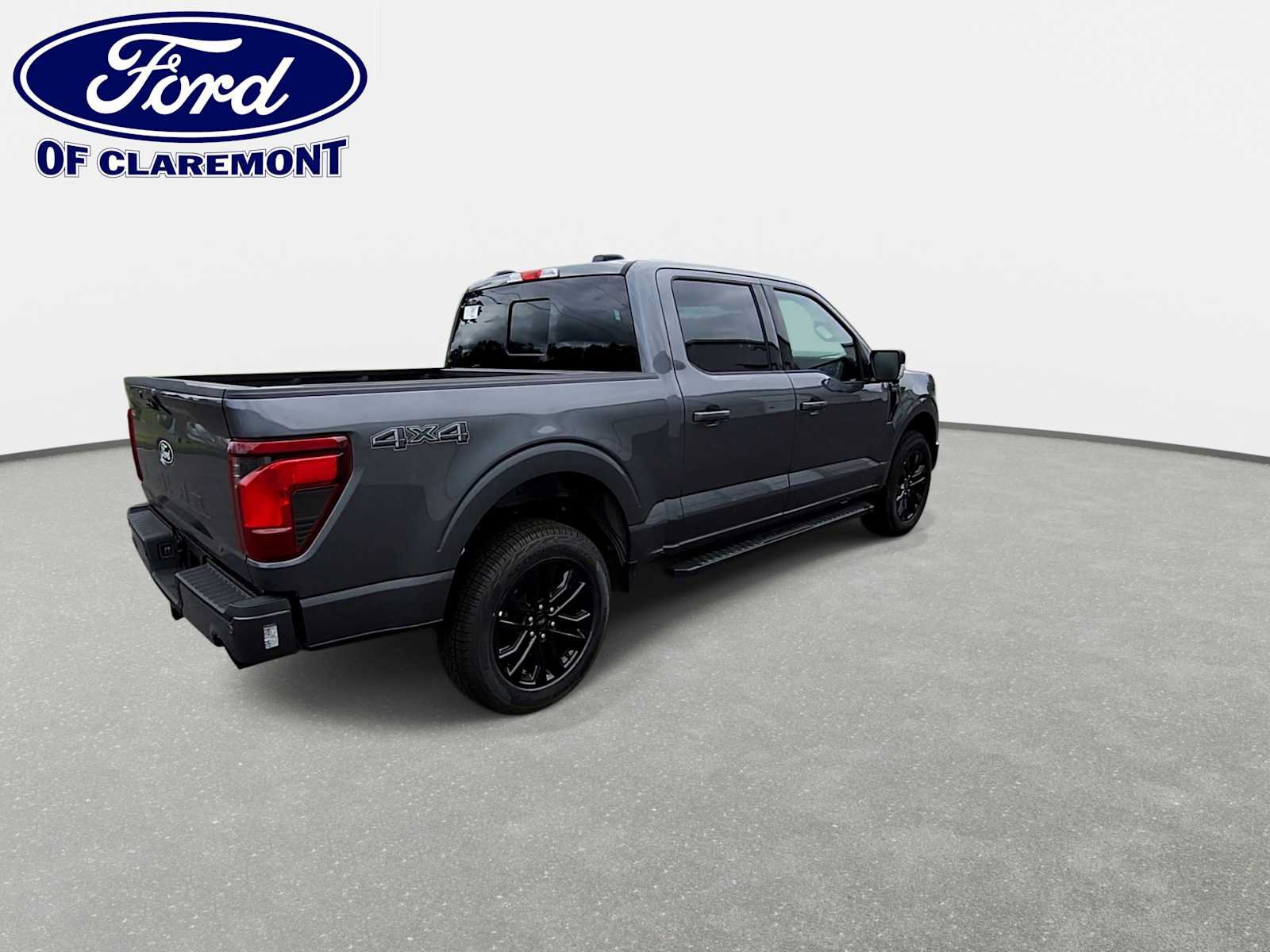 New 2026 Ford F150 XLT w/ Equipment Group 302A MID AWD/4WD image 8