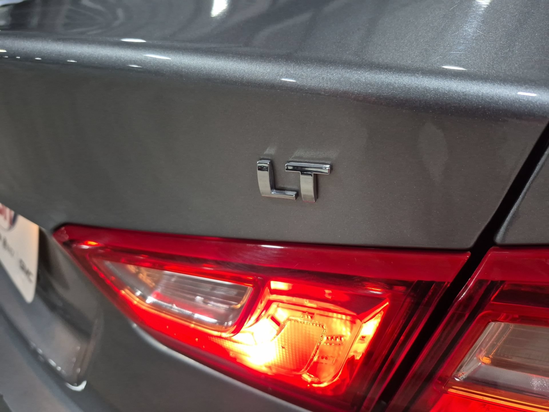 Certified 2024 Chevrolet Malibu LT FWD image 32