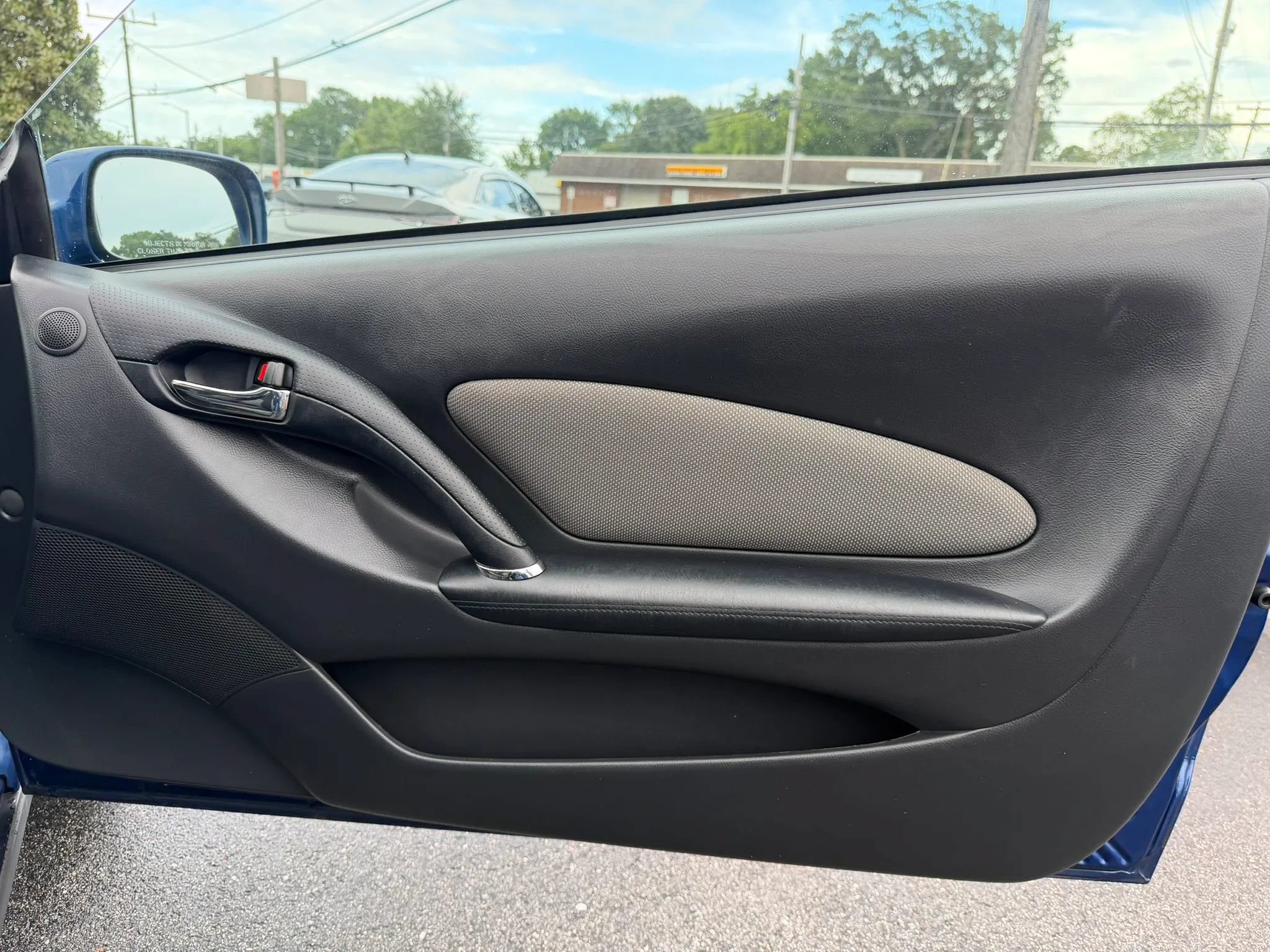 Used 2003 Toyota Celica GT FWD image 15