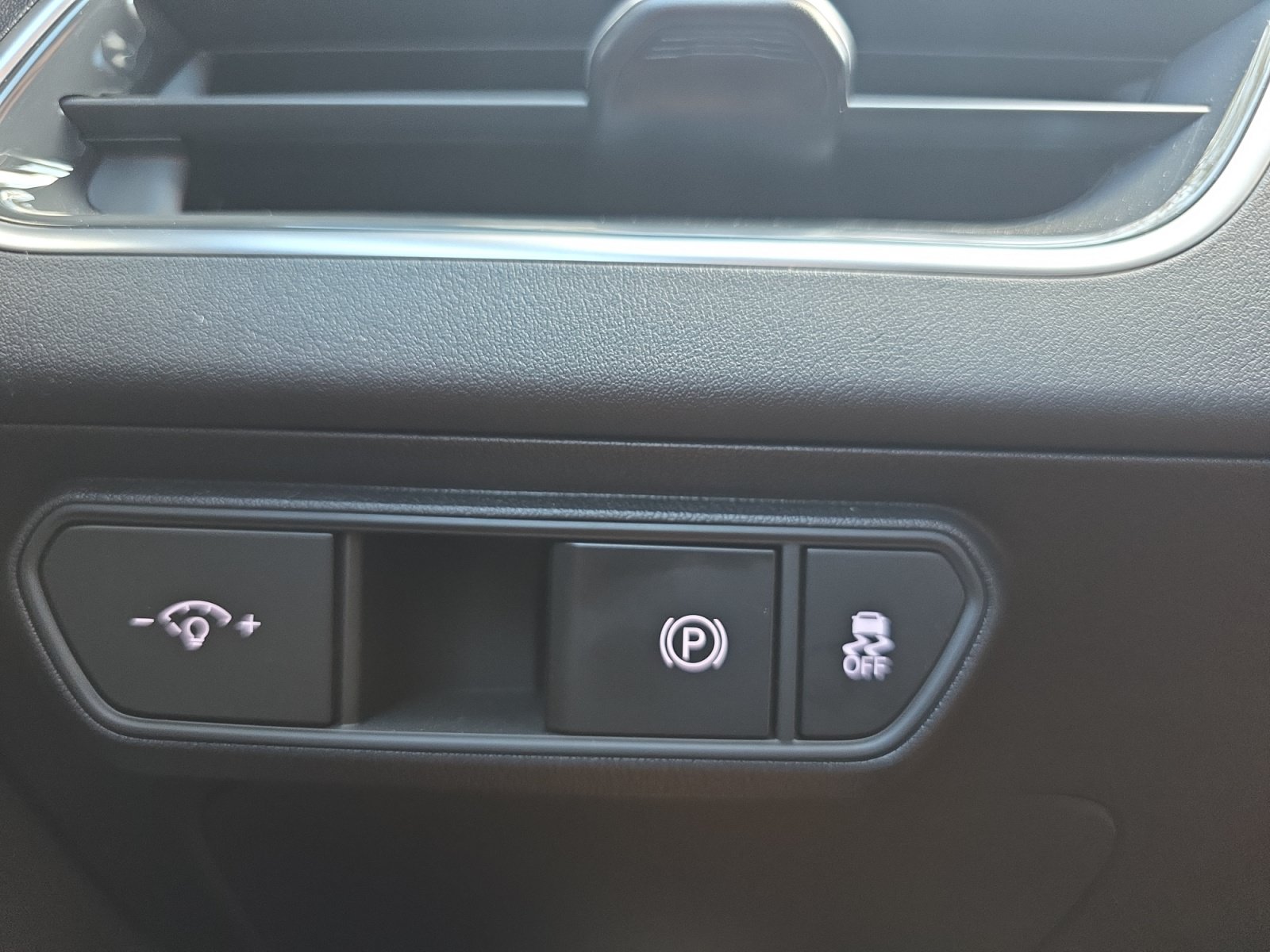 Certified 2025 Kia K4 GT-Line w/ GT-Line Premium Package FWD image 26