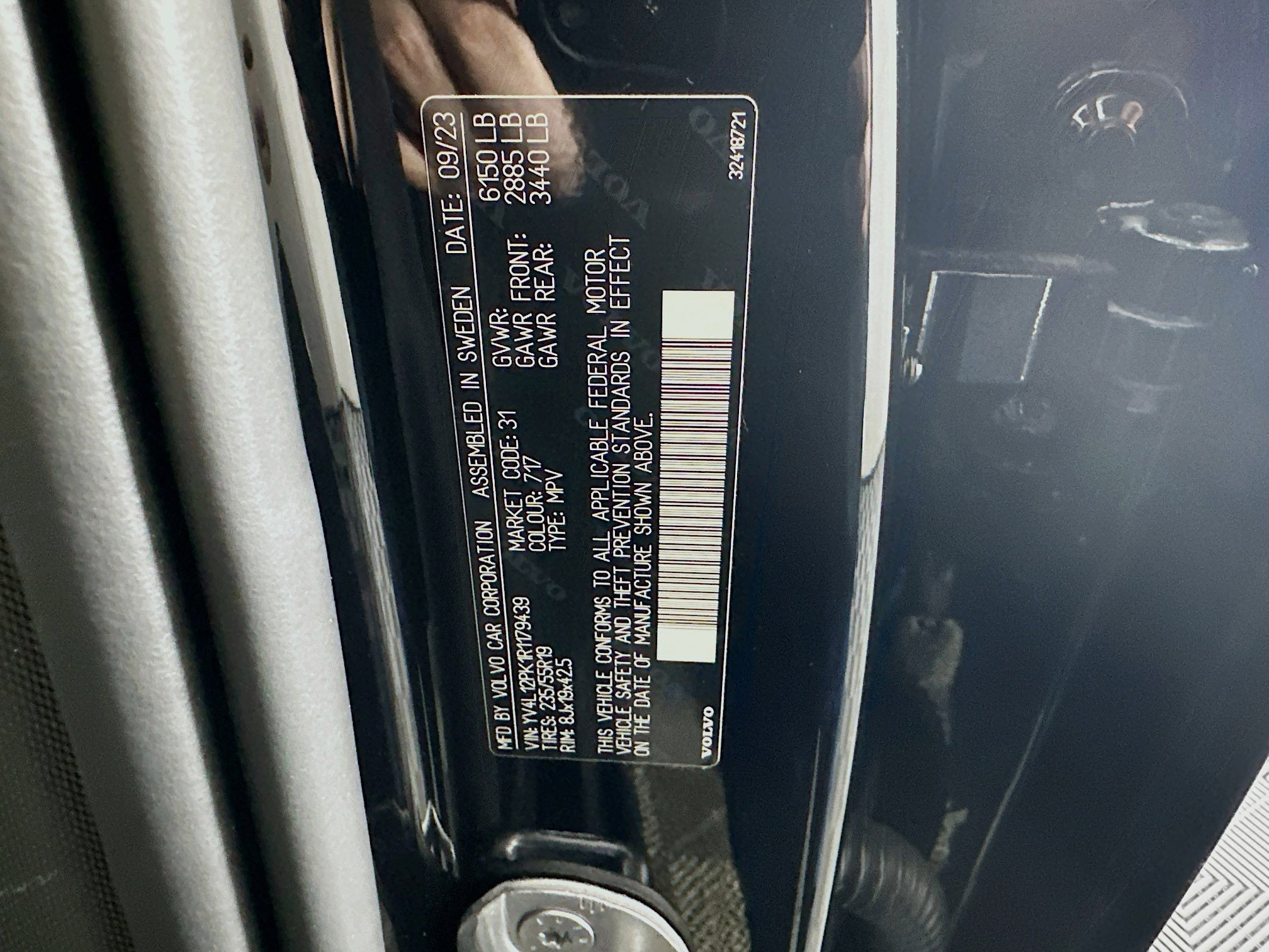 Used 2024 Volvo XC90 B5 Core image 12