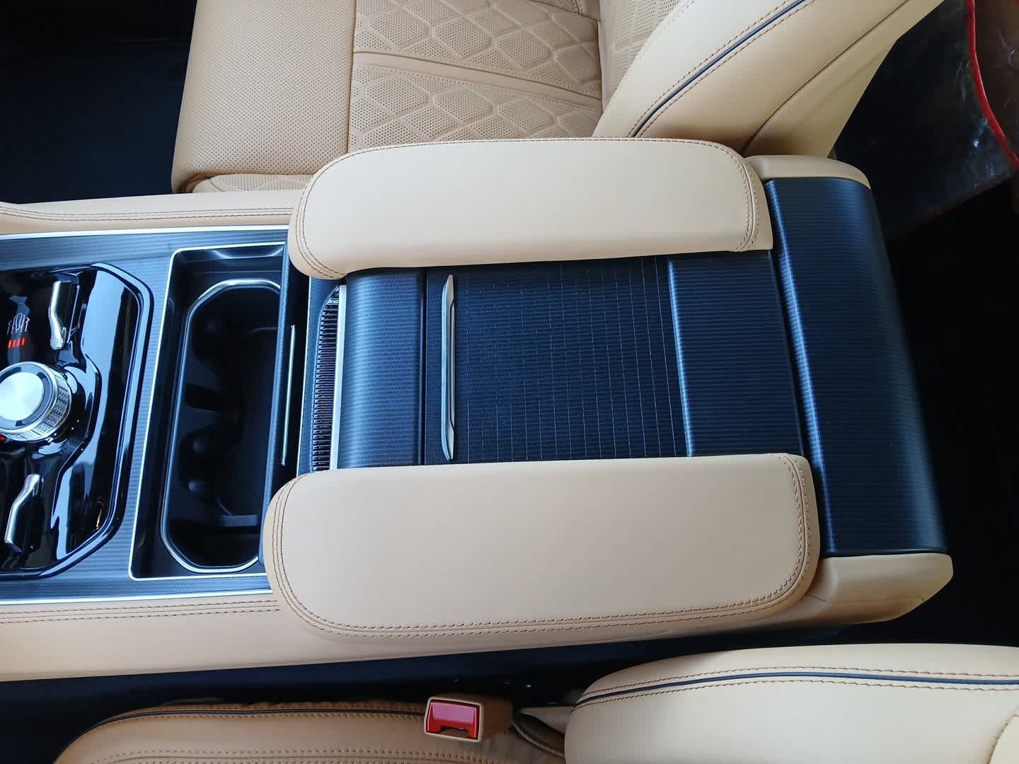 New 2026 Jeep Grand Wagoneer Summit AWD/4WD image 46