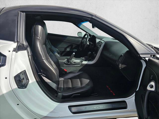 Used 2007 Chevrolet Corvette Coupe RWD image 11