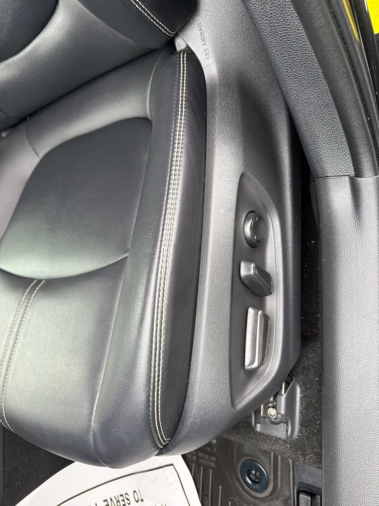 Used 2020 Toyota Corolla XLE FWD image 15