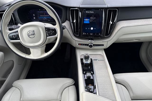 Certified 2023 Volvo XC60 B6 Ultimate w/ Protection Package Premier image 14