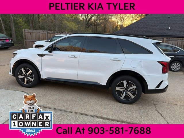 Certified 2021 Kia Sorento S w/ Panoramic Sunroof Package image 8