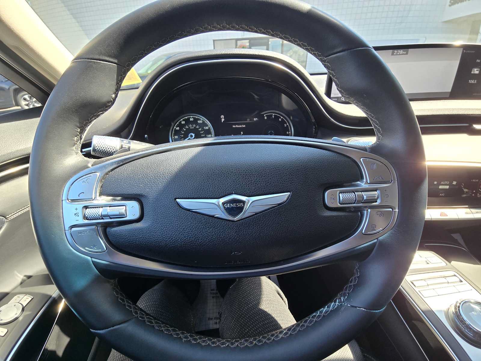 Used 2025 Genesis GV70 2.5T AWD/4WD image 24