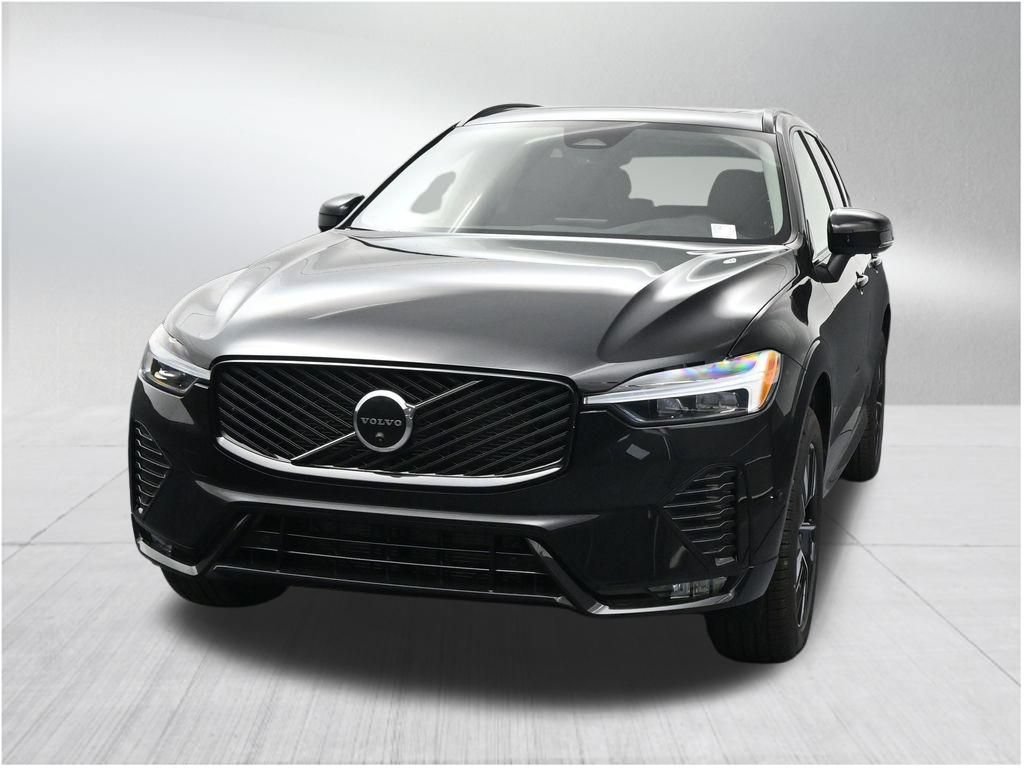 New 2026 Volvo XC60 B5 Plus AWD/4WD image 8