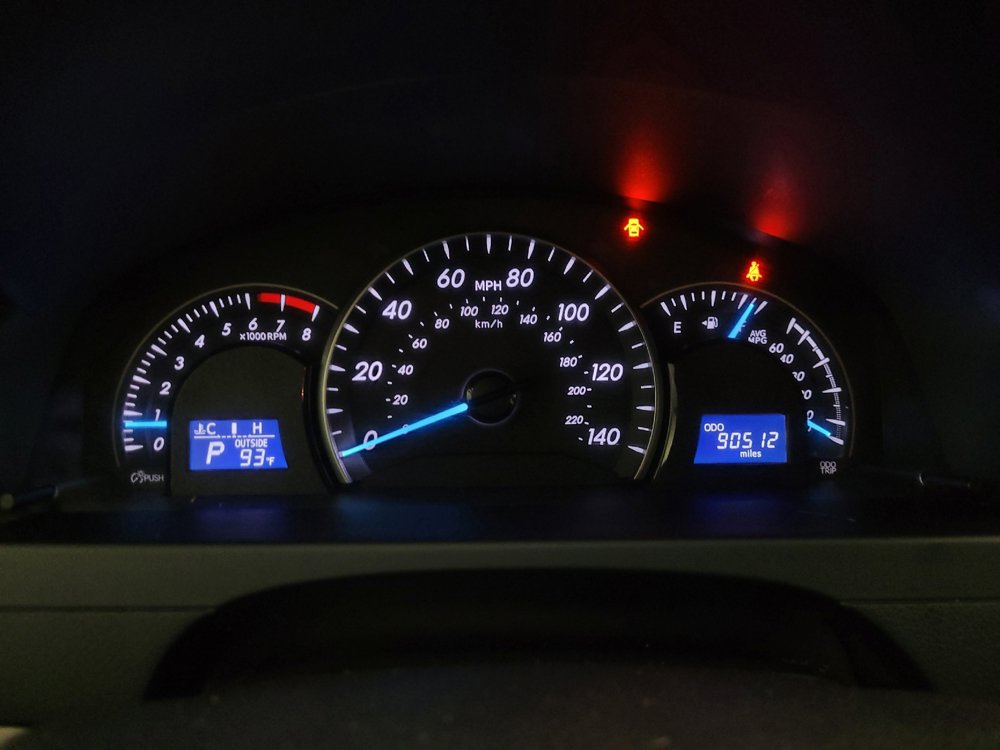 Used 2015 Toyota Camry LE FWD image 23