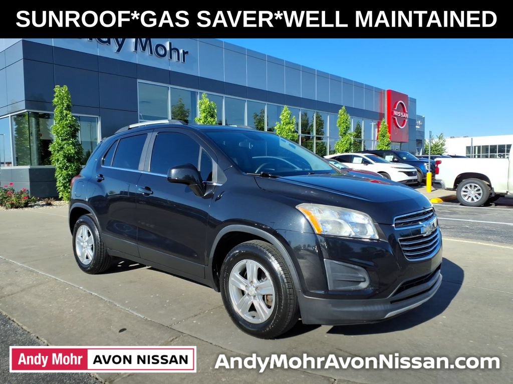 Used 2015 Chevrolet Trax LT w/ LT Sun and Sound Package FWD image 1