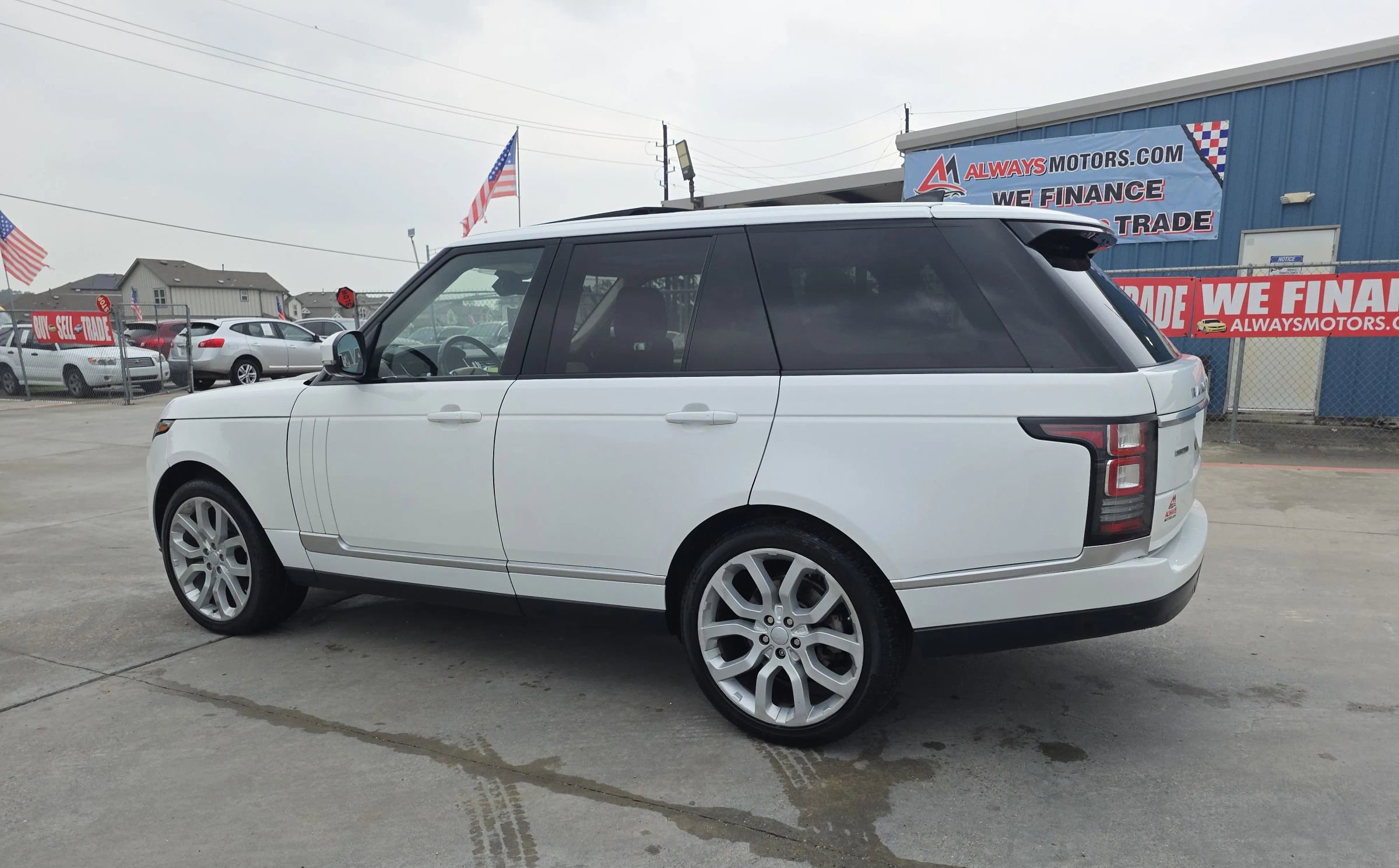 Used 2017 Land Rover Range Rover HSE AWD/4WD image 11