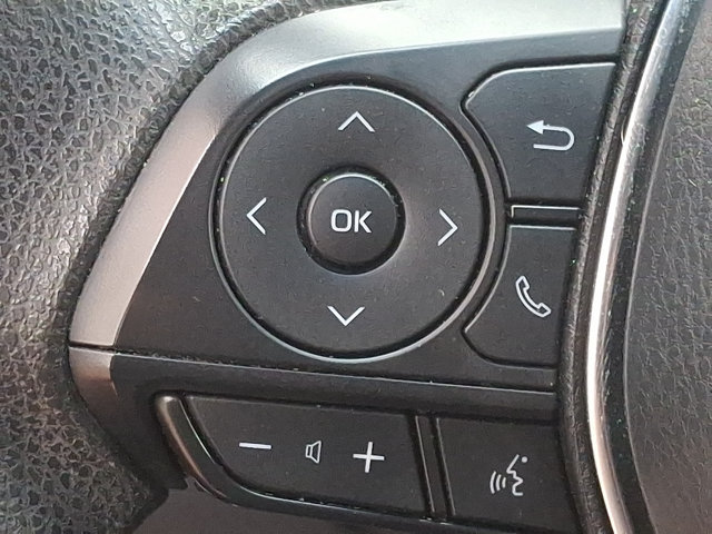 Used 2018 Toyota Camry LE FWD image 20