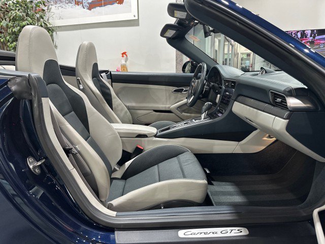 Used 2019 Porsche 911 Carrera GTS RWD image 59