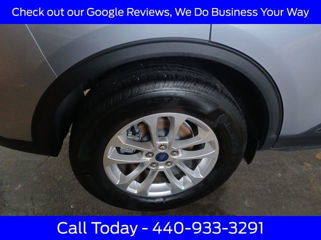 Certified 2022 Ford Escape SE w/ Cold Weather Package image 21