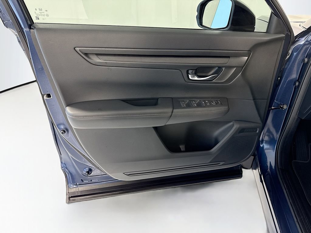 Certified 2025 Honda CR-V Sport image 24