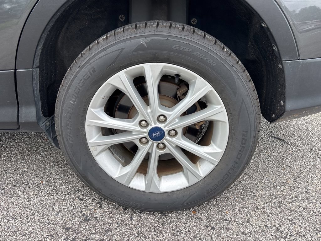 Used 2019 Ford Escape SEL FWD image 23
