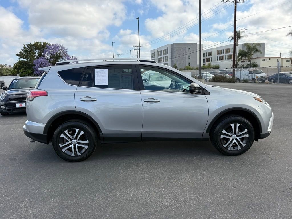 Used 2016 Toyota RAV4 LE FWD image 13