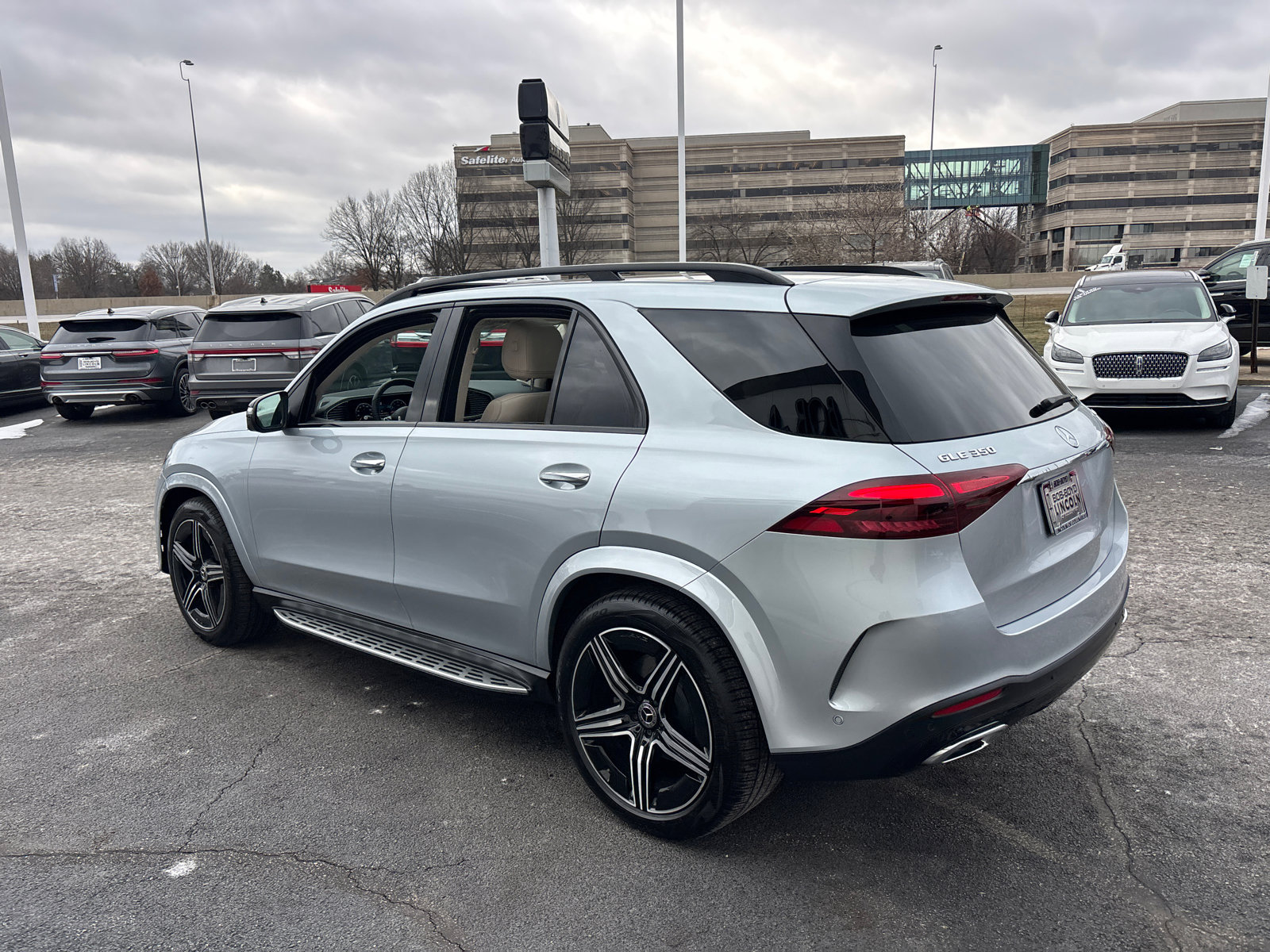Used 2026 Mercedes-Benz GLE 350 4MATIC image 5