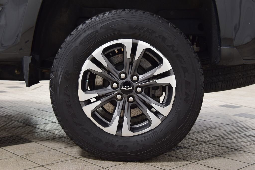 Used 2021 Chevrolet Colorado Z71 w/ Safety Package AWD/4WD image 29