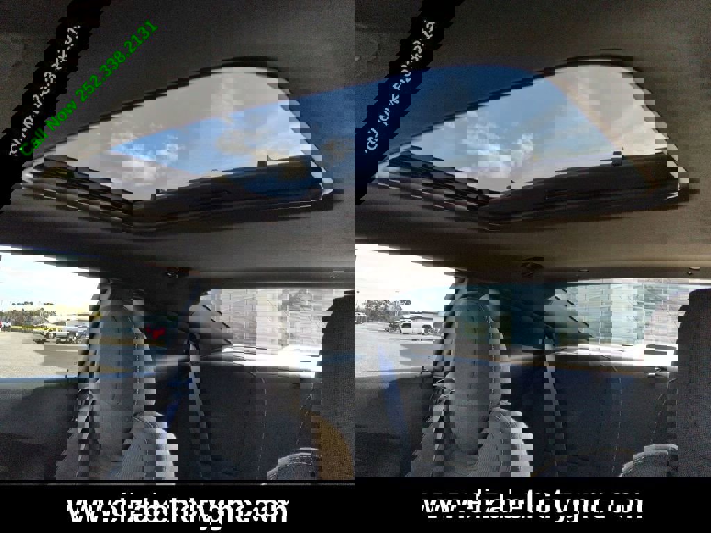 Used 2013 Chevrolet Camaro LT image 17