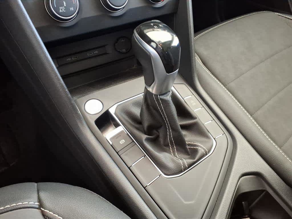 Certified 2022 Volkswagen Taos SE FWD image 13