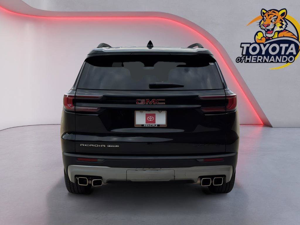 Used 2025 GMC Acadia Elevation image 6