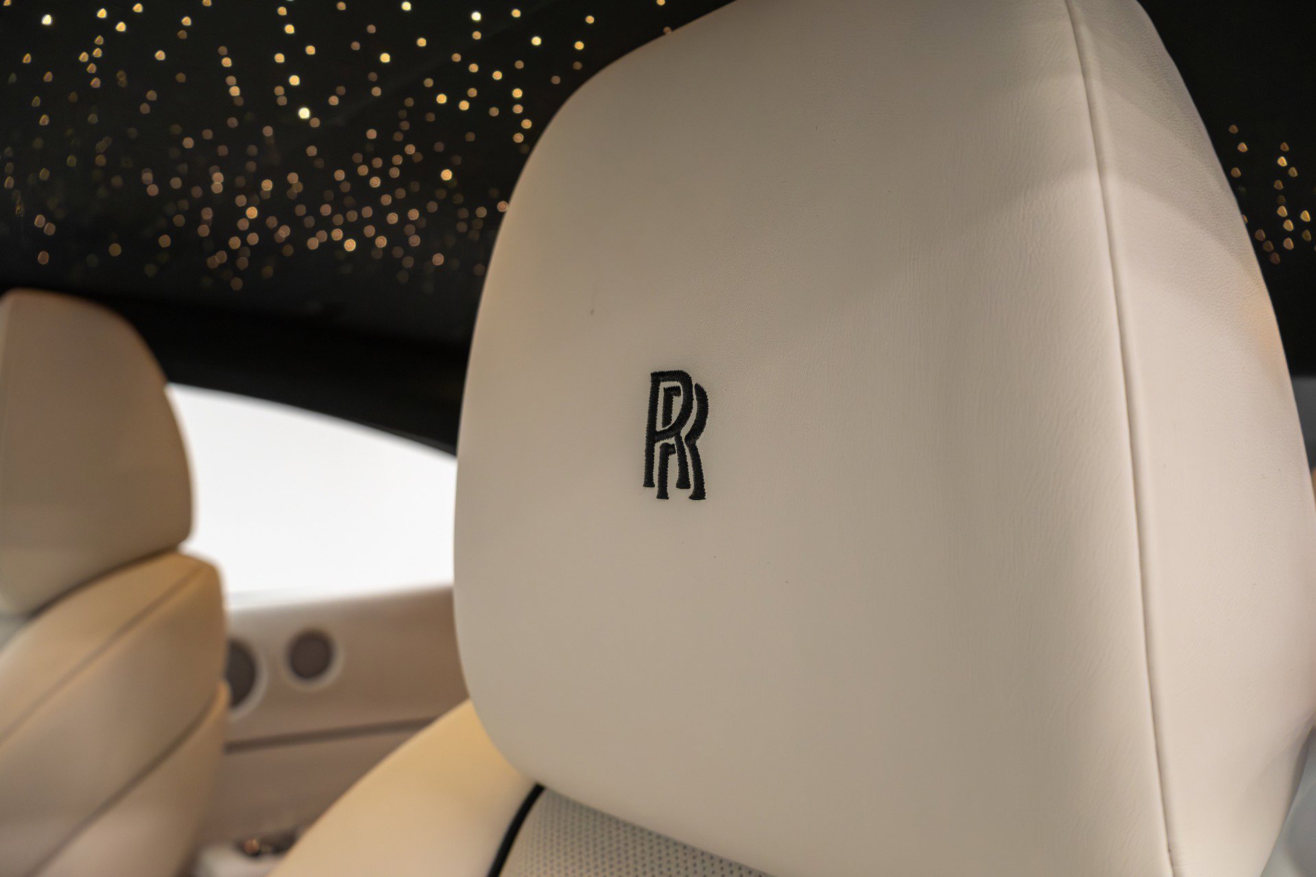 Used 2016 Rolls-Royce Wraith image 8