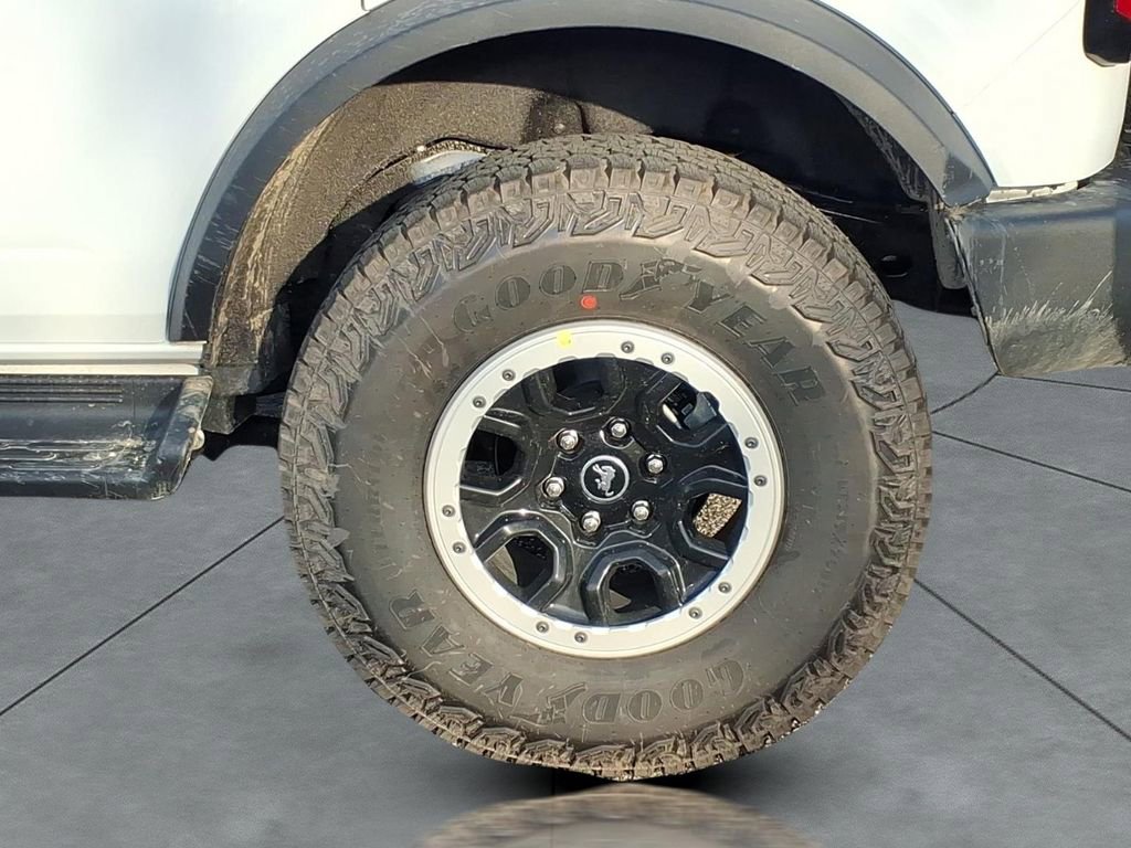 New 2026 Ford Bronco Outer Banks w/ Sasquatch Package image 4