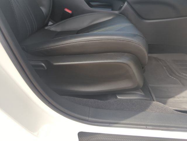 Certified 2024 Honda HR-V EX-L image 36
